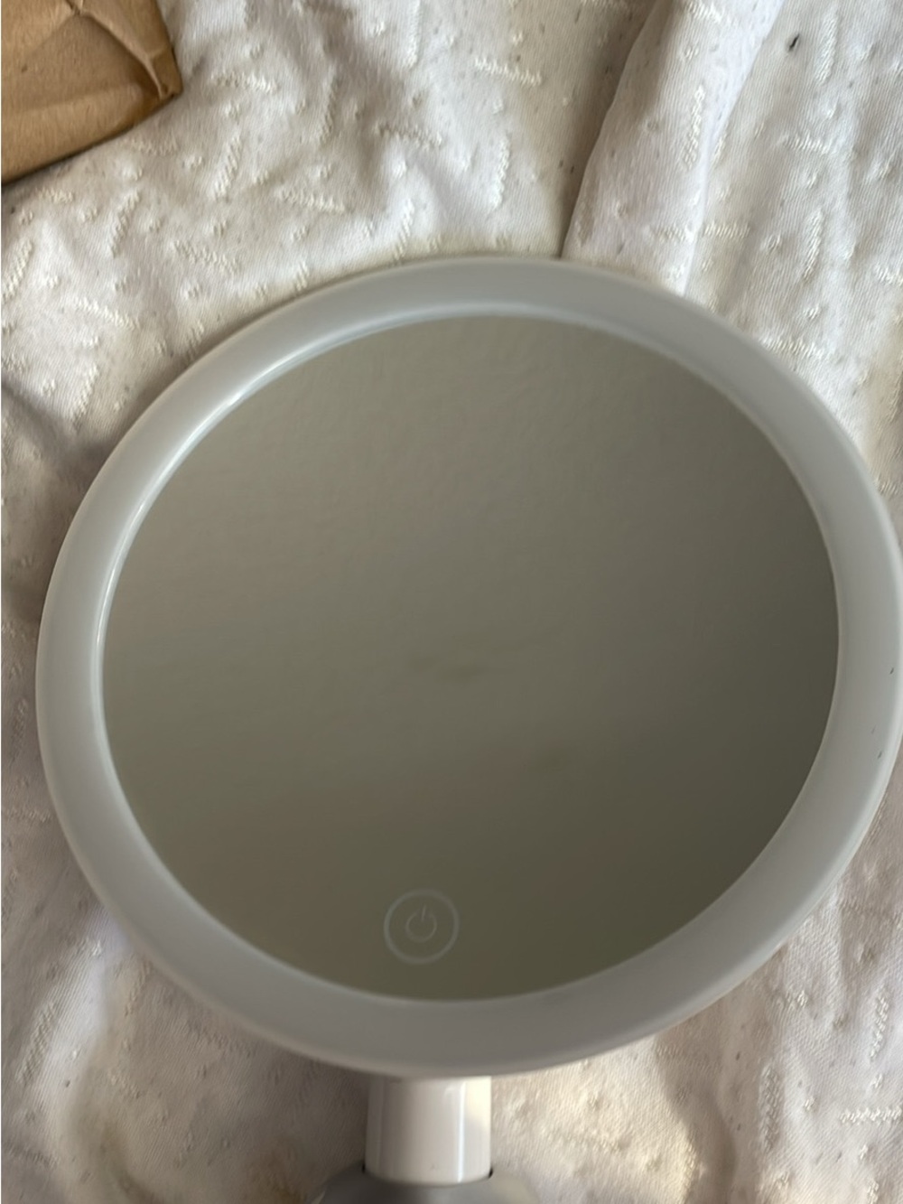 Round LED Lighted Vanity Mirror in White
